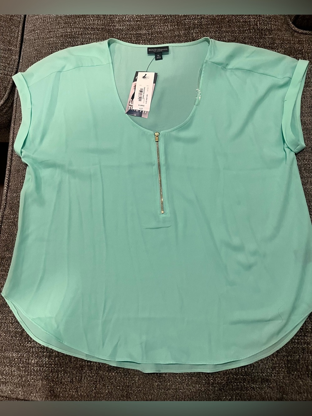 BOLD elements Mint Zip-Front Short Sleeve Blouse